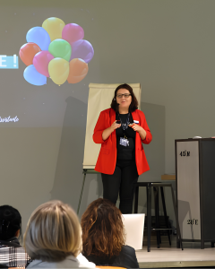 Virginie CAURRAZE lors de la masterclass digitale animée devant 100 femmes entrepreneuses à Maxéville